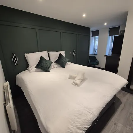 The Cotswold Escape Apartament Bradford (West Yorkshire)